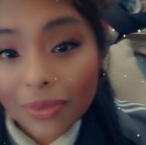 Meet your Posher, Araceli